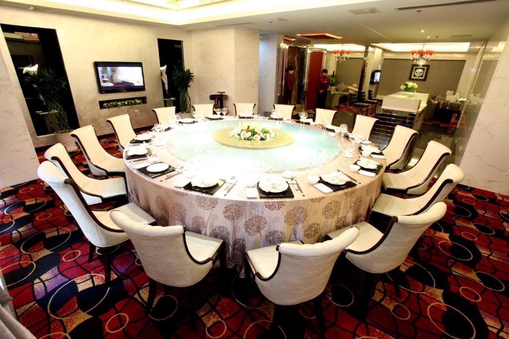 Wuhan New Beacon Jinyinhu International Hotel 外观 照片